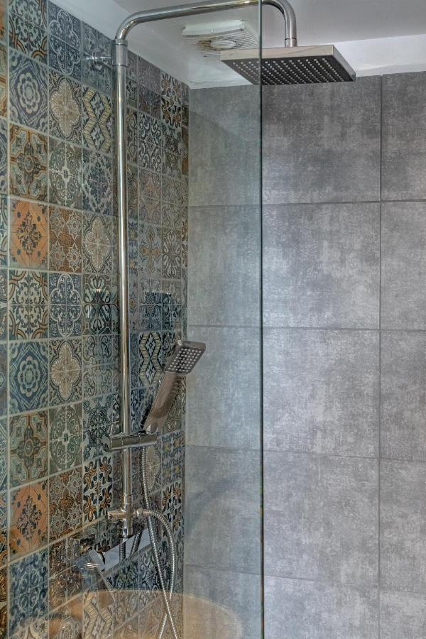 Aeolos Luxury Suites Atenas Exterior foto
